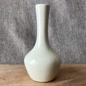 Vintage MCM Haeger USA Pottery Skinny Neck Vase Beige Approx 5.25”h